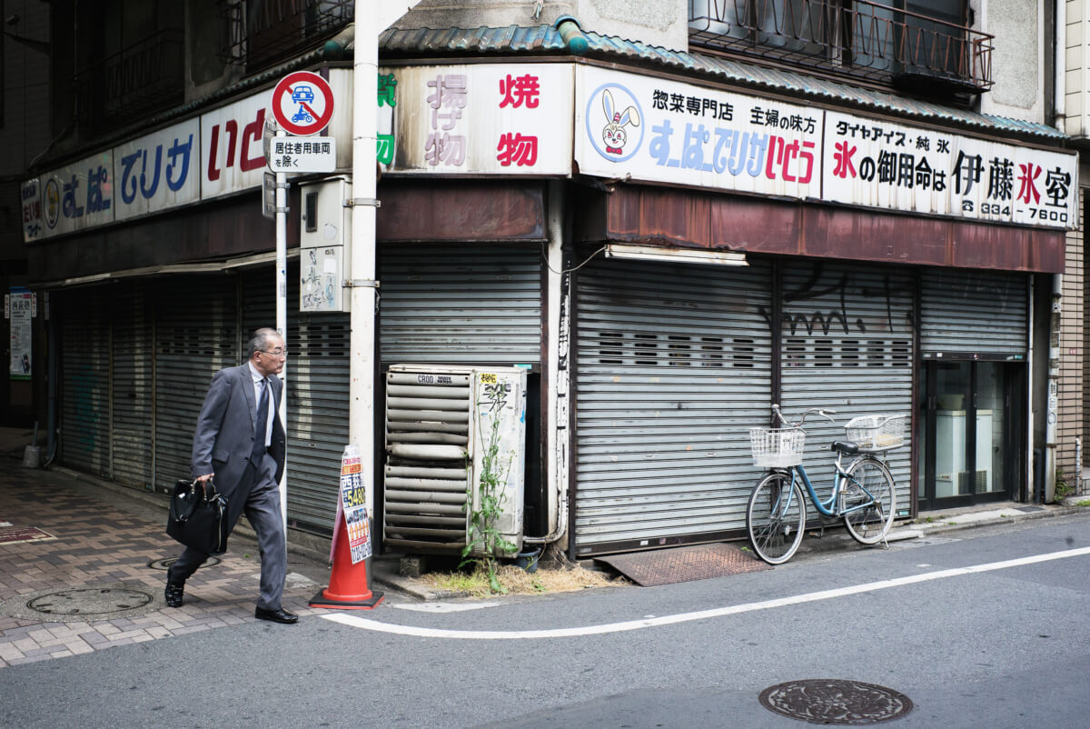 an old and faded corner of modern Tokyo