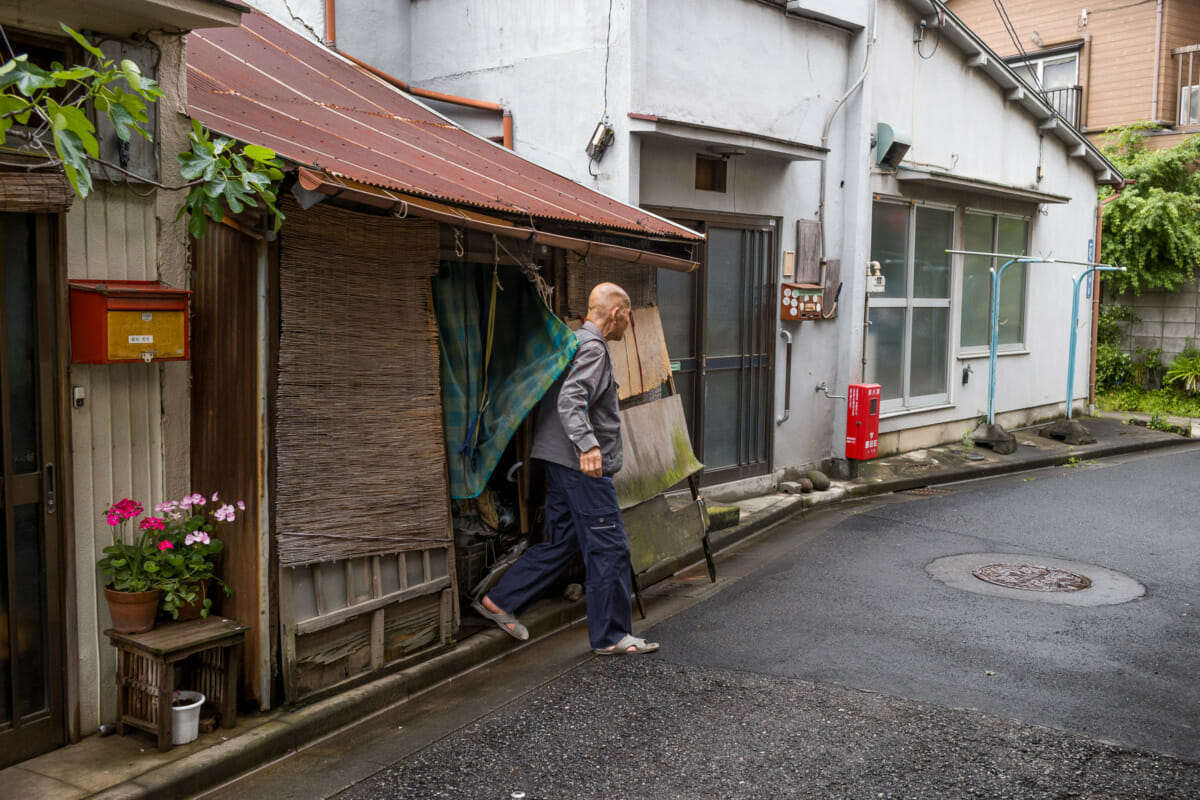 A tiny and dilapidated Tokyo house