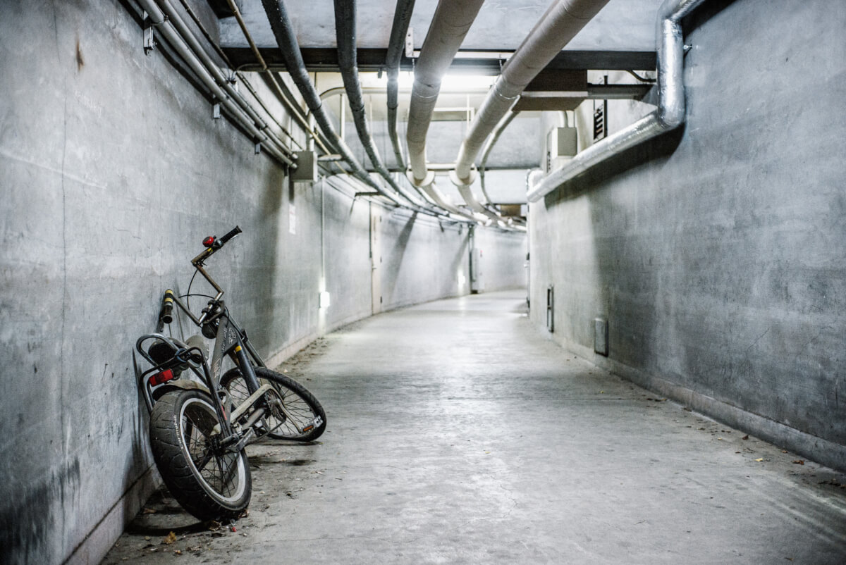 dystopian tokyo tunnel