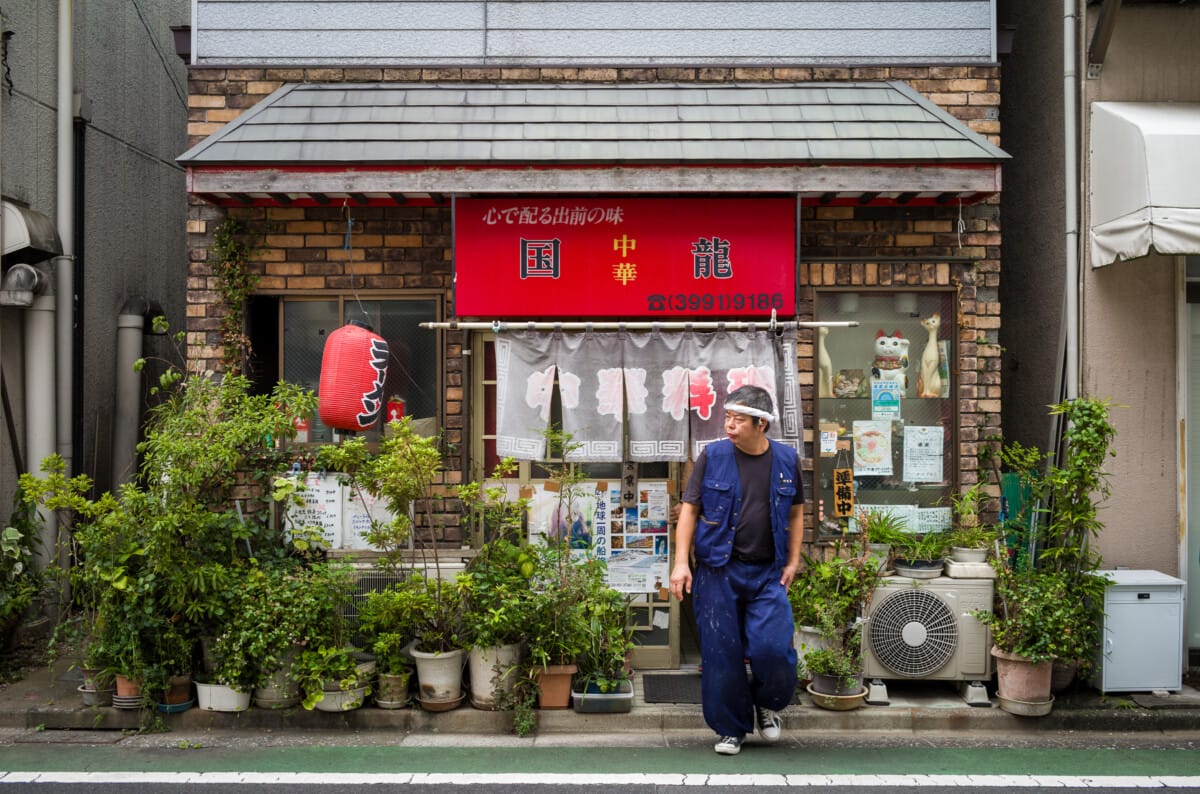 Everyday scenes on an everyday Tokyo walk