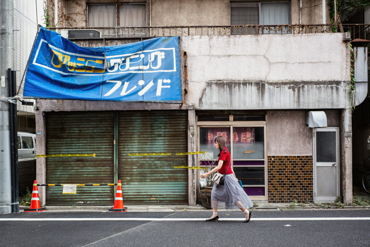 Old, crumbling and dilapidated Tokyo