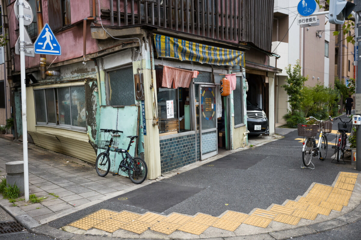 old crumbling and crooked Tokyo restaurant