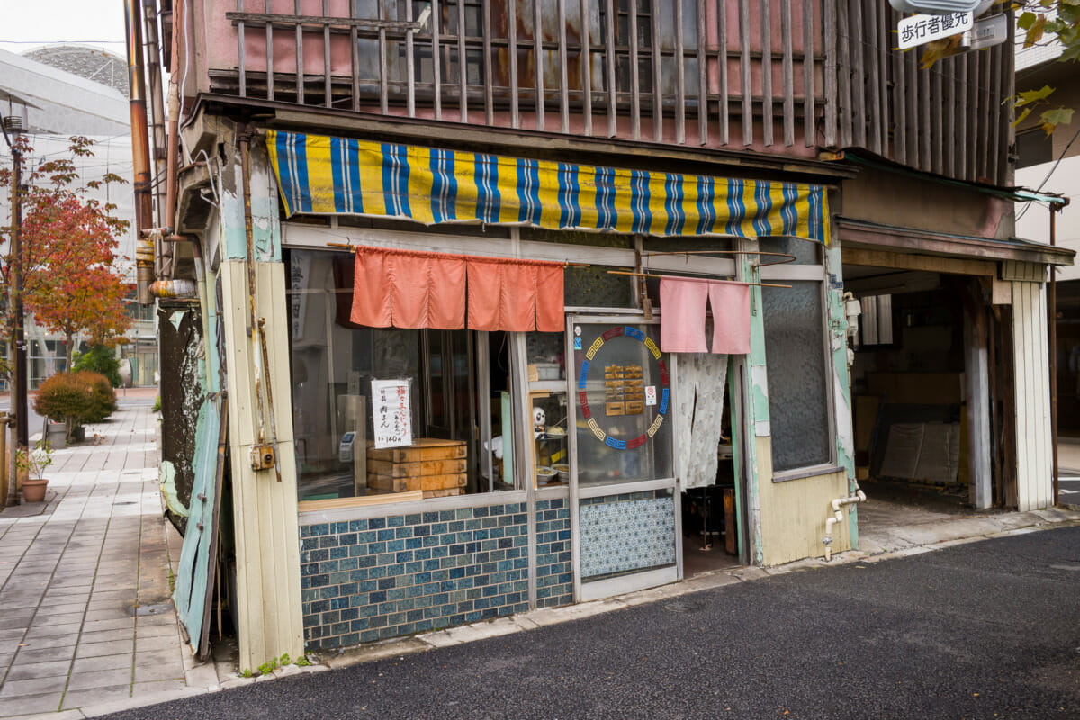 old and rickety Tokyo restaurant