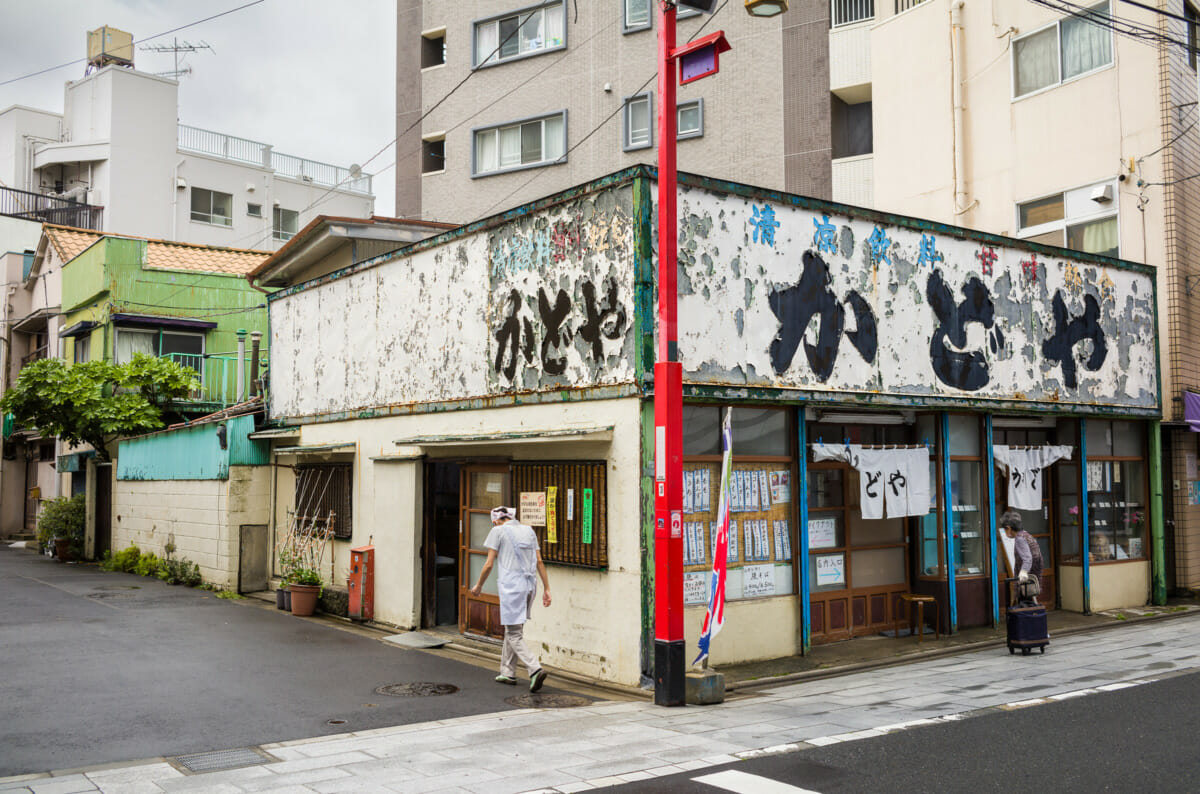 A stunning old Tokyo restaurant sign