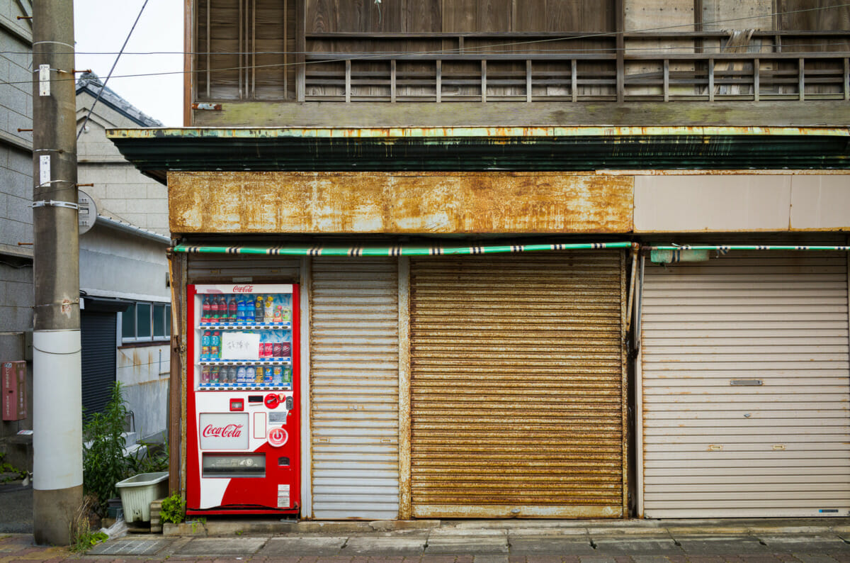 Quiet scenes from a dated Japanese fishing town