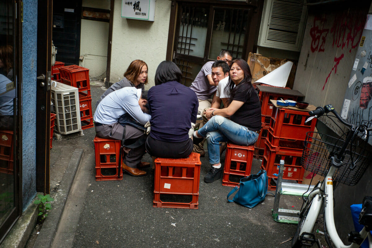 Tokyo alleyway drinkers