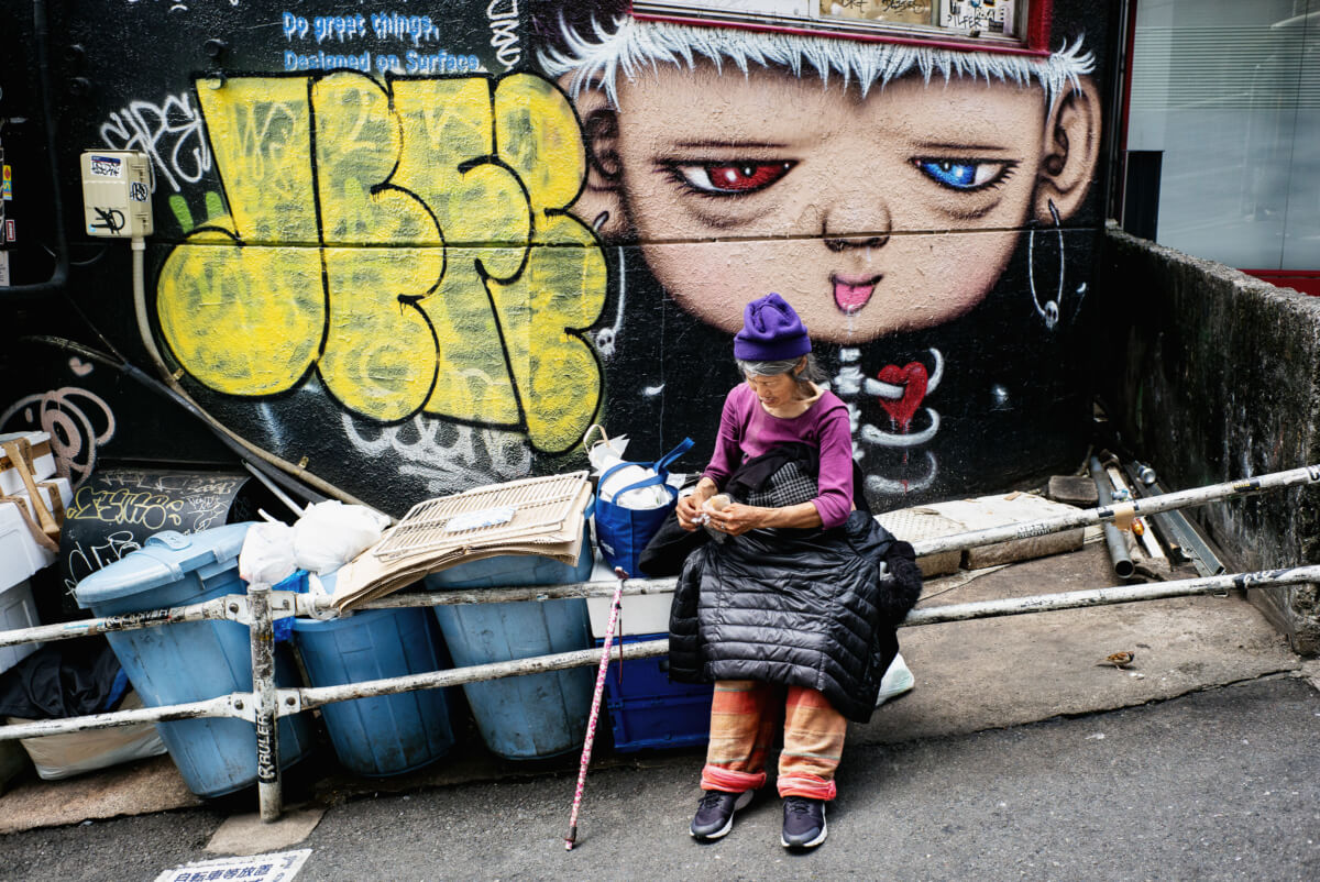 Tokyo urban art and a tough life