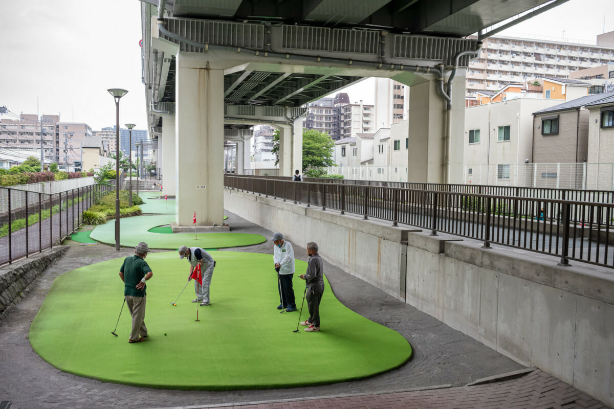 urban Tokyo golf
